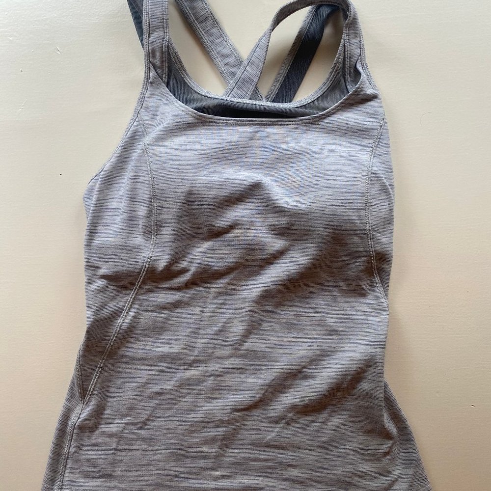 Lululemon tank top!